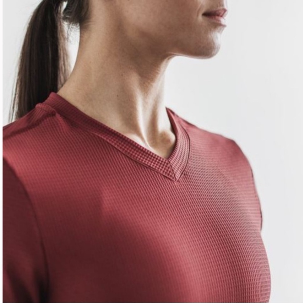 ✌️sold✌️Nobull V-Neck Long Sleeve Waffle Women's Sweatshirt Sz S In Red - Picture 4 of 9